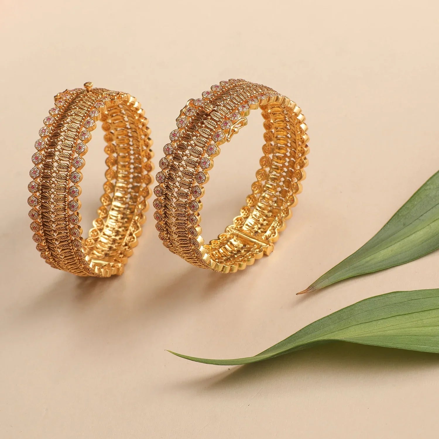 Immigration & Jewellerys